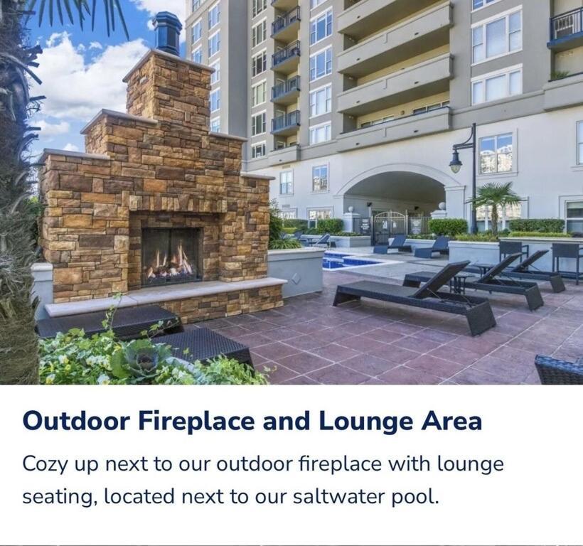 Spacious 2 Bedroom 2 Bathroom Apartment With Balcony In Uptown Charlotte! City Views & Free Parking! ภายนอก รูปภาพ
