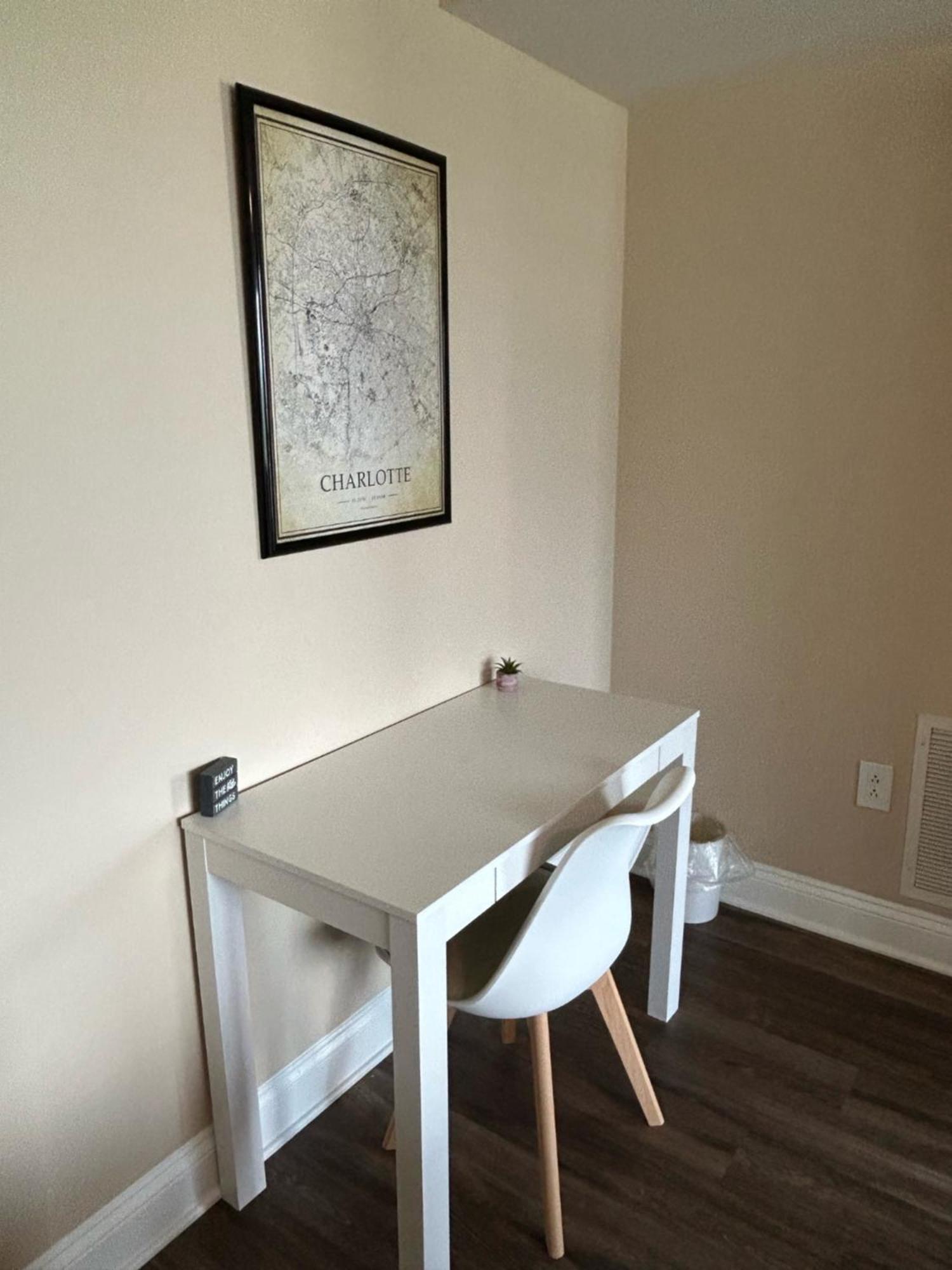 Spacious 2 Bedroom 2 Bathroom Apartment With Balcony In Uptown Charlotte! City Views & Free Parking! ภายนอก รูปภาพ